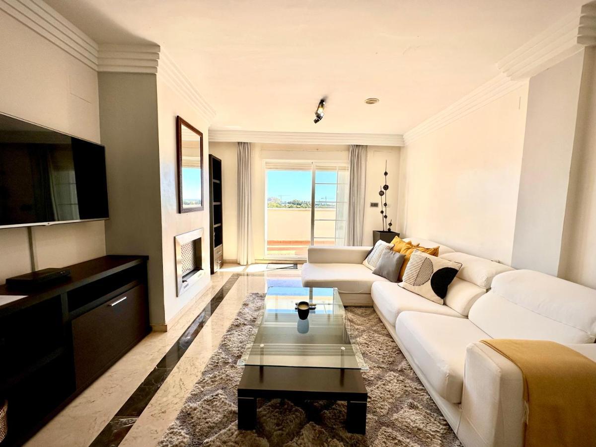 Moderno Apartamento Con Preciosas Vistas Al Mar En Urbanizacion Con Piscina - Rio Real 11 2G Marbella Luaran gambar
