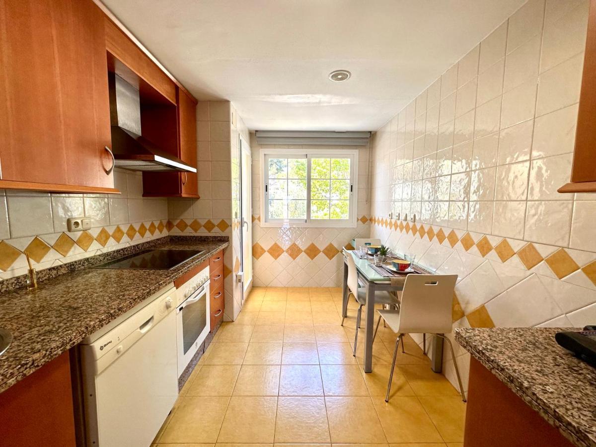 Moderno Apartamento Con Preciosas Vistas Al Mar En Urbanizacion Con Piscina - Rio Real 11 2G Marbella Luaran gambar