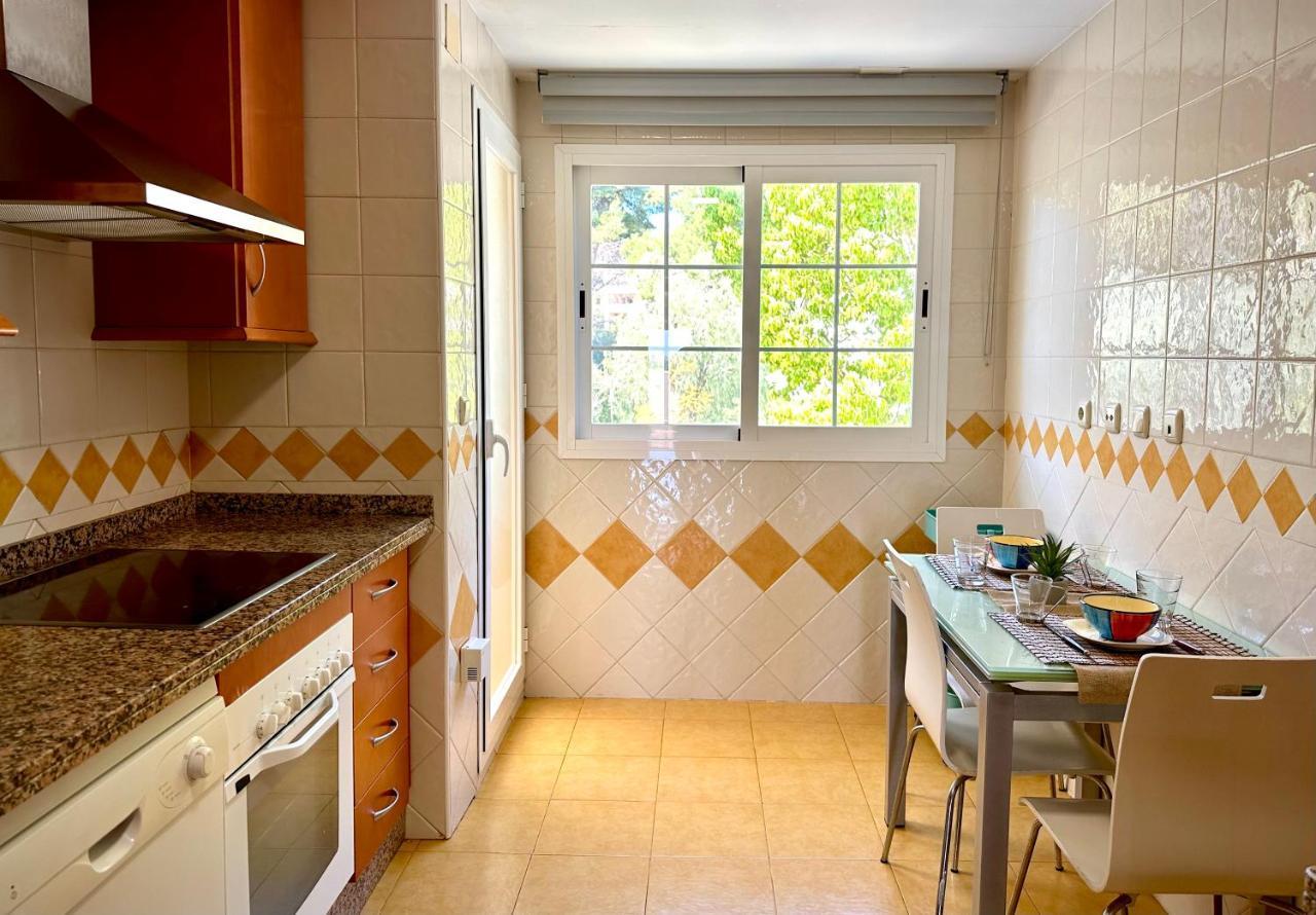 Moderno Apartamento Con Preciosas Vistas Al Mar En Urbanizacion Con Piscina - Rio Real 11 2G Marbella Luaran gambar
